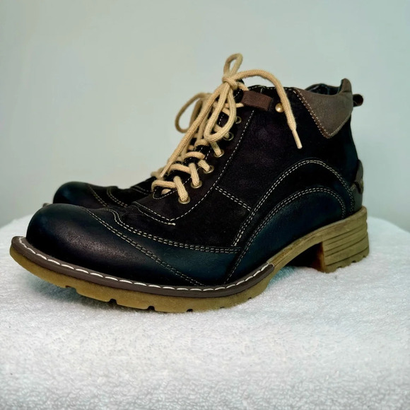 V-ITALIA 1162 GIOVANNE WOMEN’S BLACK/BROWN‎ EUR size 39 BOOTS - Picture 3 of 7